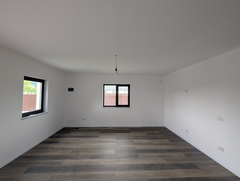 Casa nou finalizată! Hemeius 3 dormitoare – fotografia 7 din 10