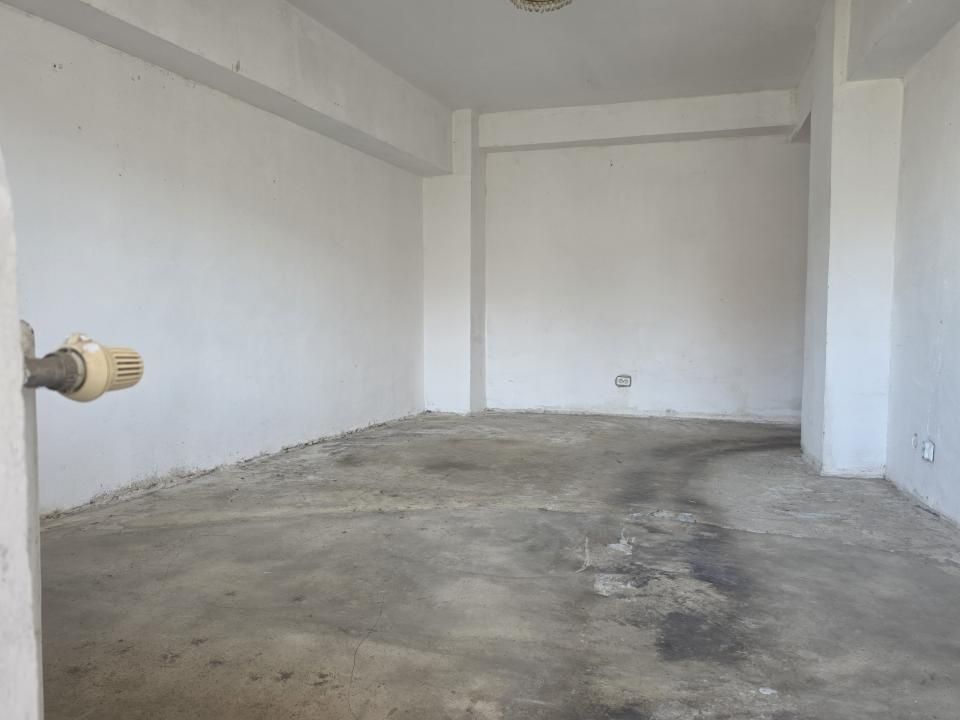 Mosilor/Carol apartament 2 camere decomandat de vanzare – fotografia 19 din 34