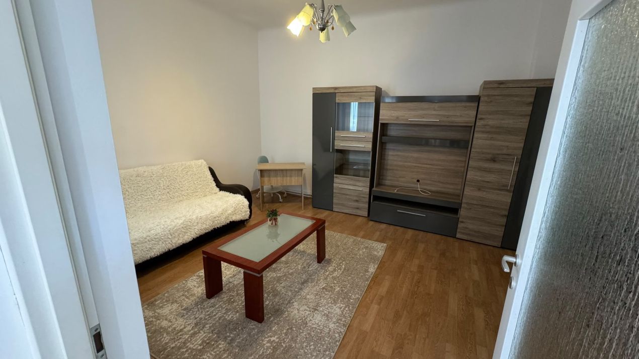 Închiriere apartament de 85 mp. la casă, str Roșiori – fotografia 2 din 11