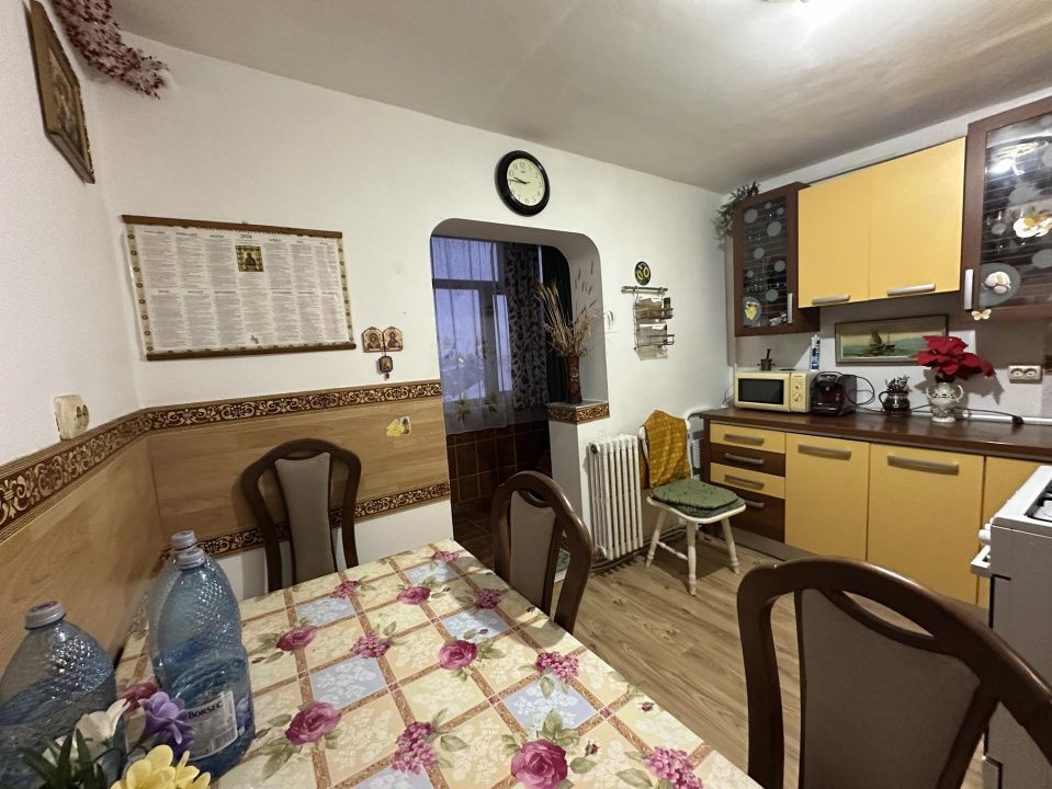 Apartament 3 camere | 68 mp | 2 Bai | Balcon | Pivnita | CETATE Mercur | Mobilat – fotografia 17 din 20