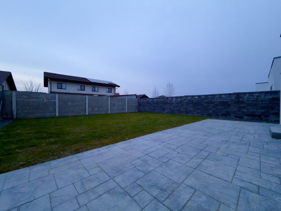 Duplex 4 camere, despartit prin dressing, 93mp, 360 mp teren in Urseni – fotografia 2 din 19