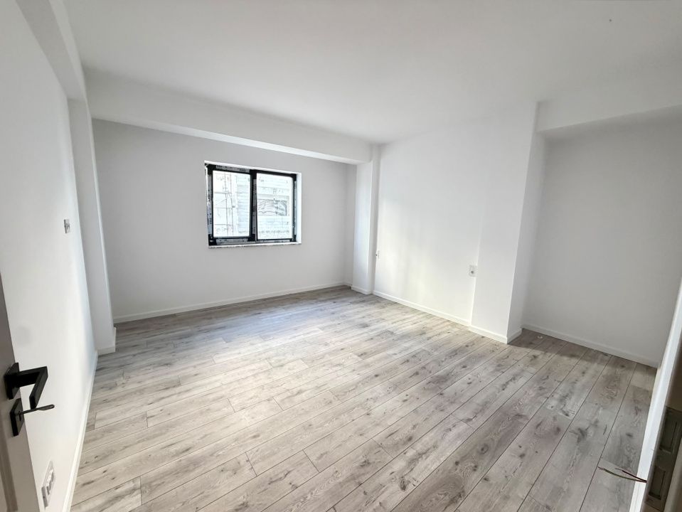 Apartament 2 camere, decomandat, 68.4 mp, cartier 1 Mai – fotografia 4 din 8