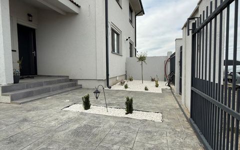 Duplex 4 camere, 101 mp utili, 250 mp teren - Giroc