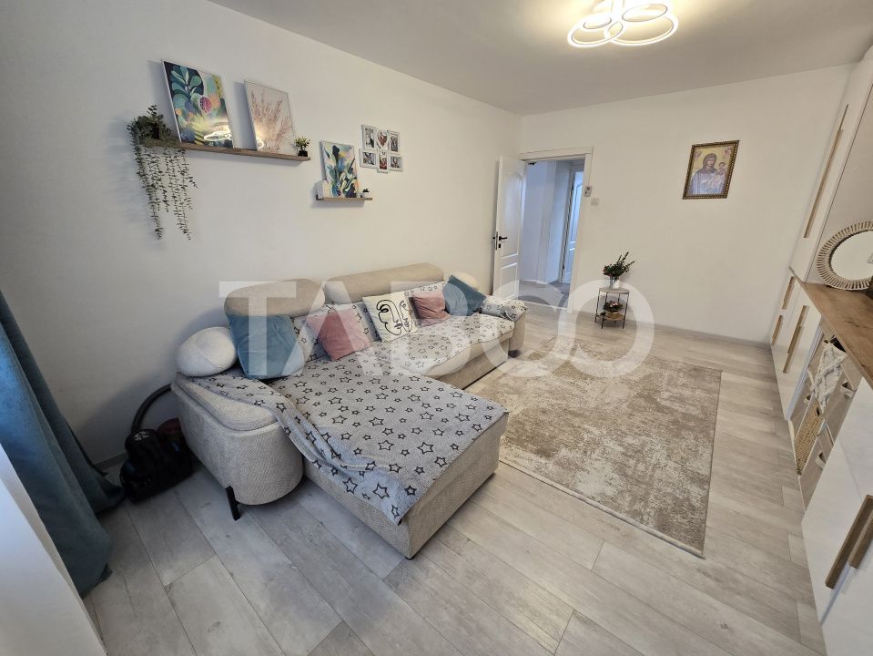 Apartament decomandat de vanzare mobilat pivnita Vasile Aaron Sibiu – fotografia 10 din 17