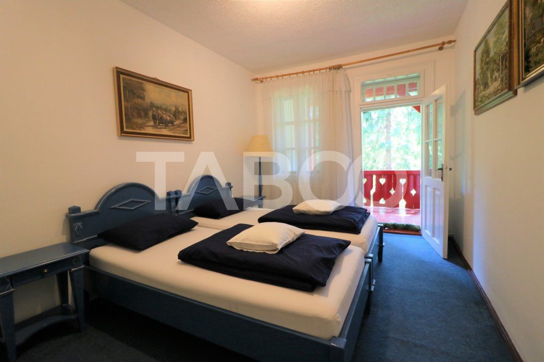 Pensiune de lux de vanzare in inima padurii langa Sibiu – fotografia 46 din 54