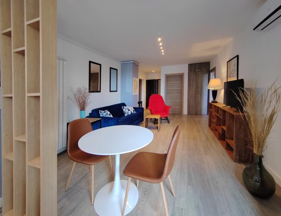 Apartament premium 2 camere | Calea Victoriei – Piața Victoriei | Terasă 15 mp – fotografia 2 din 17