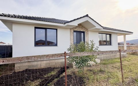 CASA NOUA PE UN NIVEL COCHETA I 75 MP I ALBA IULIA ZONA MICESTI I