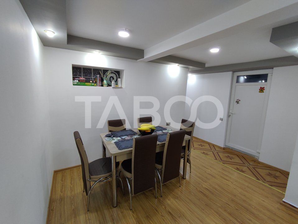Casa cu spatii comerciale de vanzare in Sibiu Lacul Binder – fotografia 2 din 19