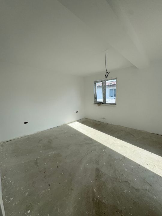 Duplex P+1 de Vânzare Valu lui Traian | 4 Dormitoare | Teren 280 mp – fotografia 8 din 14