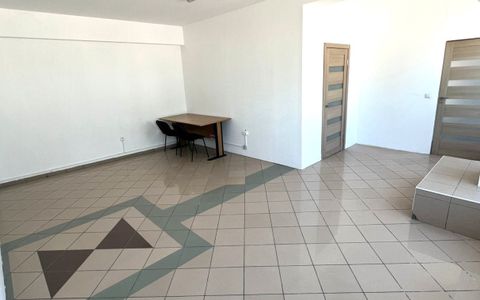 Spatiu de birouri cu acces auto si pietonal in zona Leroy Merlin, Marasti