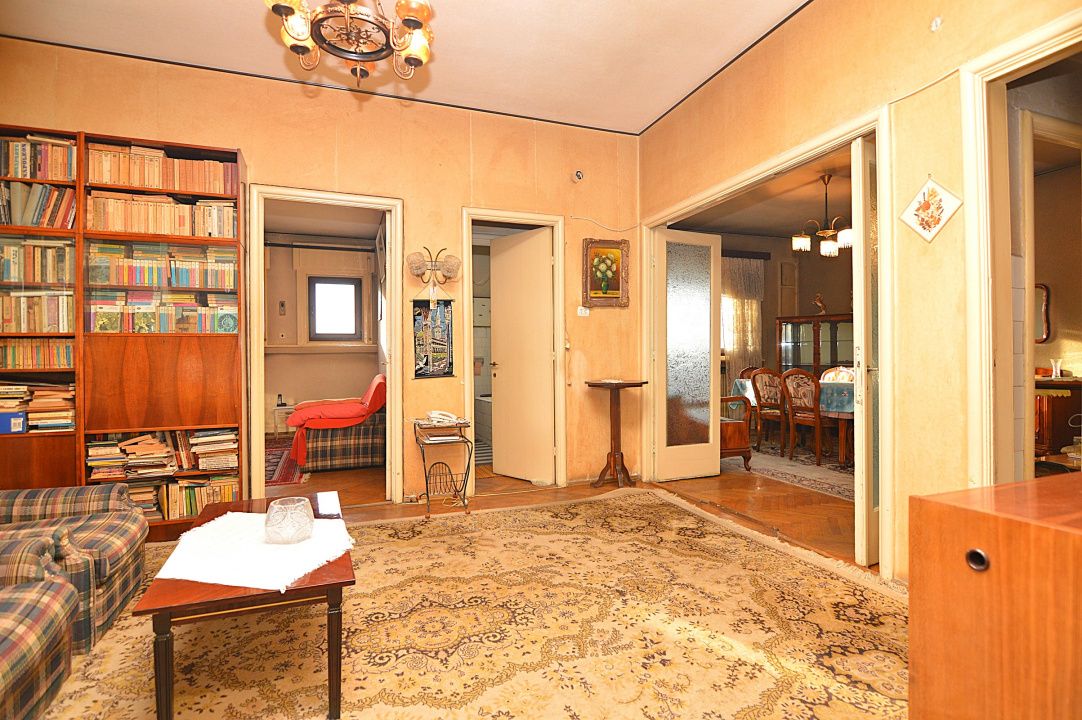 VANZARE APARTAMENT 4 CAMERE CALEA CALARASILOR – SFANTUL STEFAN – fotografia 11 din 30