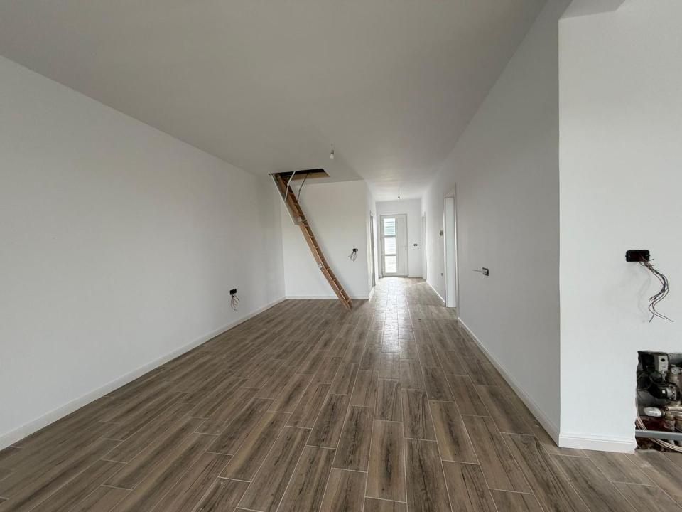 Duplex | 110 mp utili | Asfalt | Toate utilitatile | Finisaje premium – fotografia 4 din 15