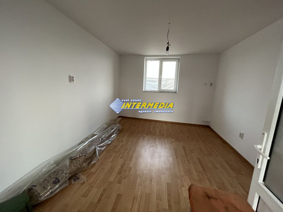 Casa noua cu 4 camere , pivnita de vanzare Alba Iulia finisata teren 1400 mp – fotografia 2 din 11
