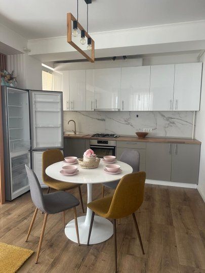2 Camere de inchiriat | Tunari | Loc de parcare | Centrala proprie – fotografia 5 din 8