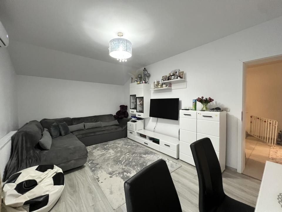 Apartament modern la vila, 2 camere, 55 mp, decomandat - Giroc – fotografia 1 din 11