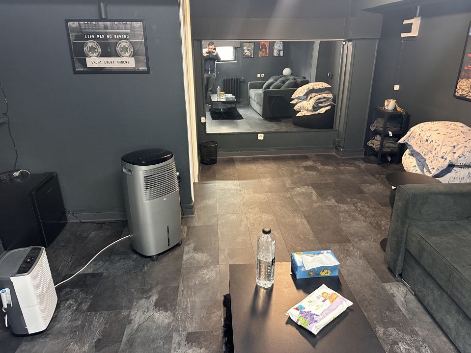 SPATIU COMERCIAL I CETATE I 25 MP I  RENOVAT I DE INCHIRIAT I – fotografia 2 din 7