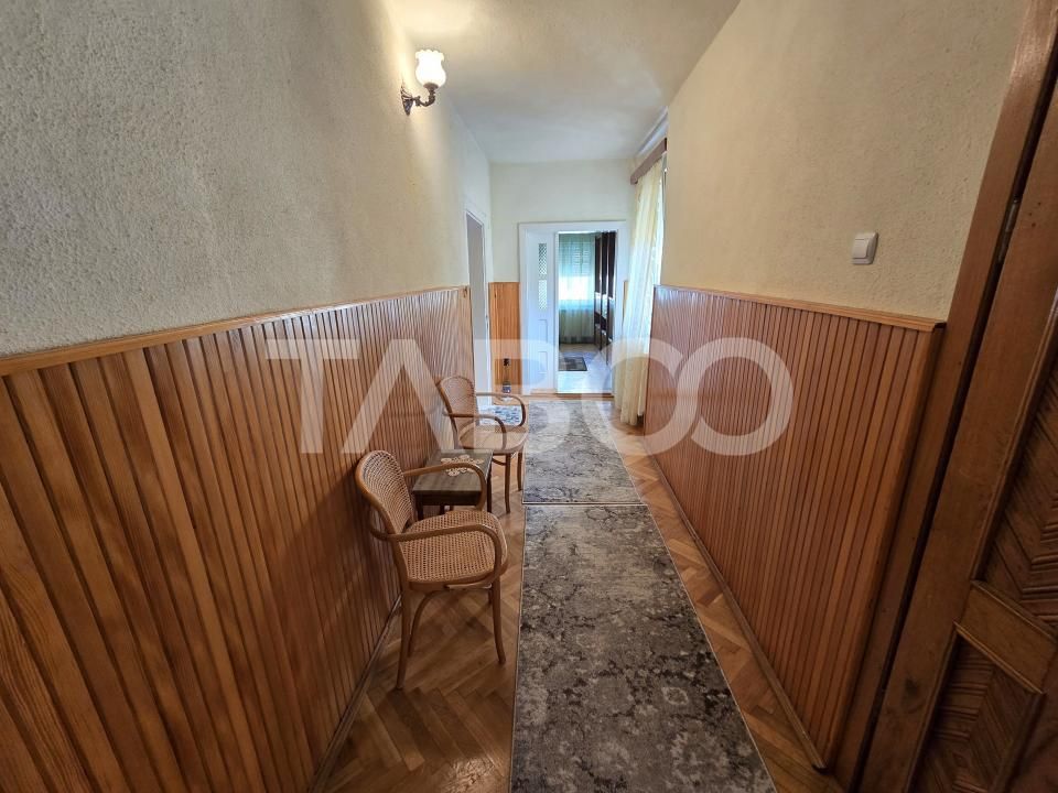 Casa individuala de vanzare cu teren 237 mp garaj in zona Lupeni Sibiu – fotografia 12 din 32