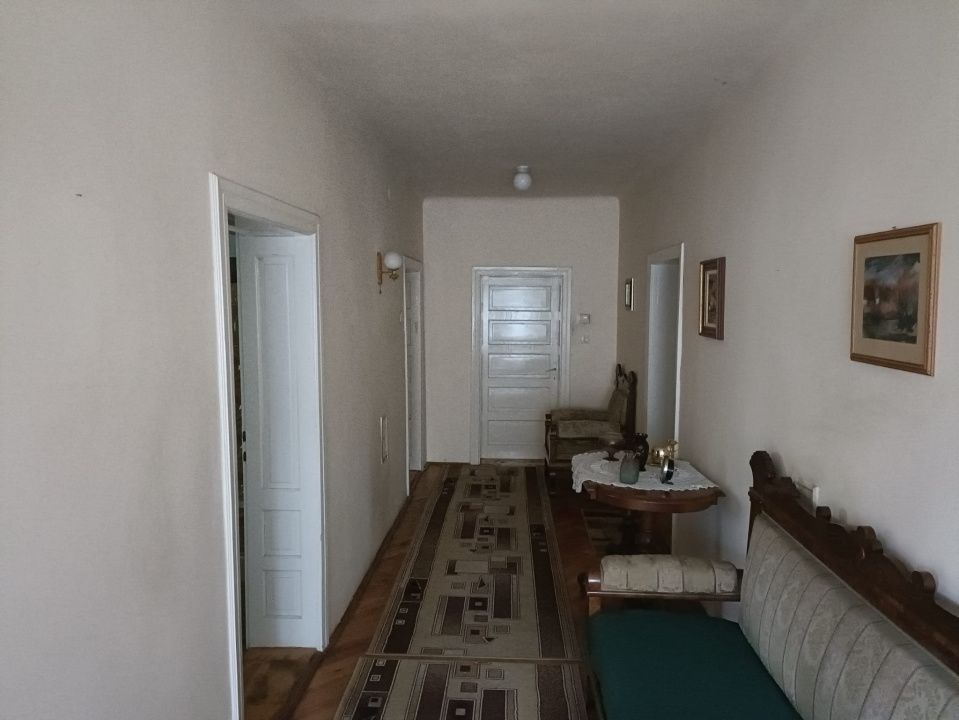 Casă de vânzare comuna Ibănești, jud. Mureș central, cu teren de 4500 mp – fotografia 17 din 26