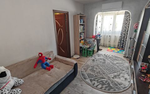 Apartament 2 camere, 41 mp, Craiovita Noua, zona Scoala 30