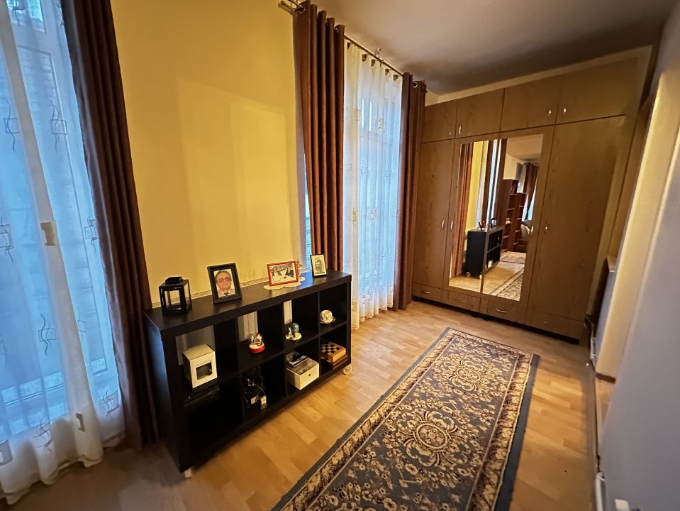 Vanzare Casa 7 Camere Renovata P+M cu 750 mp Teren acces 2 strazi topAlba CENTRU – fotografia 27 din 40