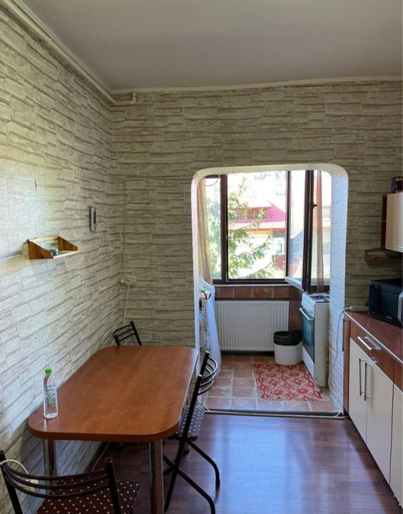 Apartament 3 camere aproape de Centru | Predeal | Vedere spre Caraiman – fotografia 8 din 9