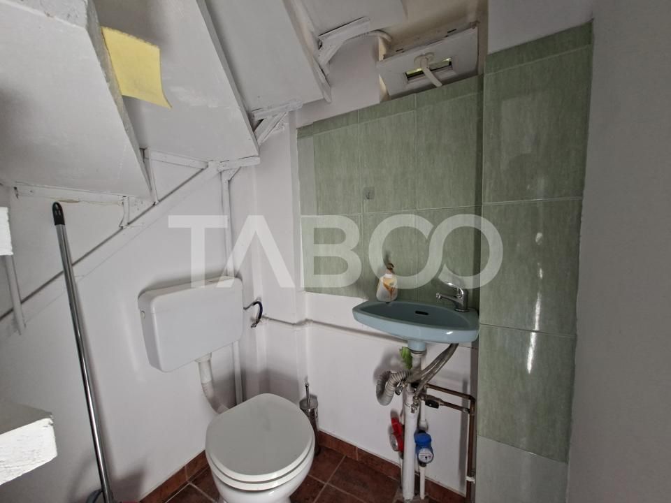 Spatiu comercial de inchiriat parter 2 camere acces din strada – fotografia 8 din 10