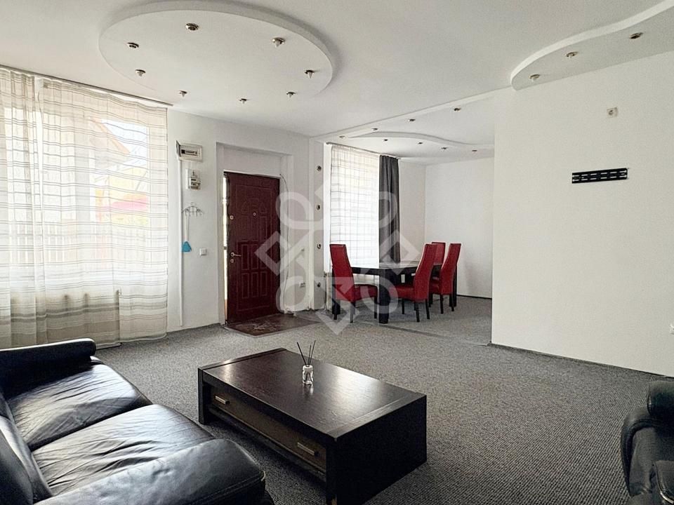 Apartament la casa, curte proprie, strada Nicolae Jiga, Oradea – fotografia 1 din 18
