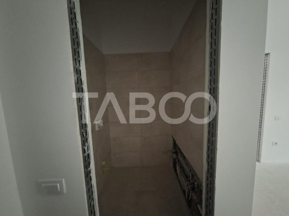 Apartament de vanzare 3 camere 3 bai zona centrala - predare la ALB – fotografia 7 din 11