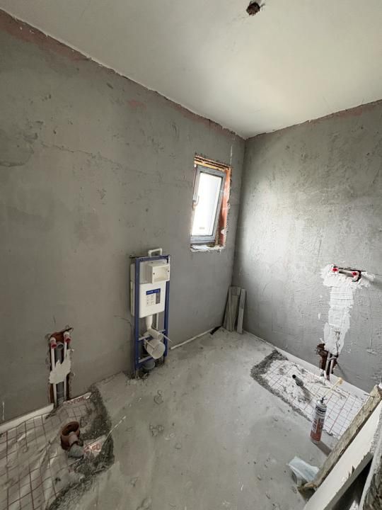 Casă de vânzare într-un triplex I Smeura, strada Olteni I 97.000 euro – fotografia 11 din 11