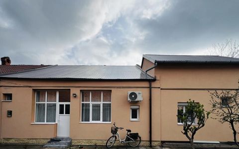 Casa complet renovata, 4 camere- zona Lunei, Timisoara