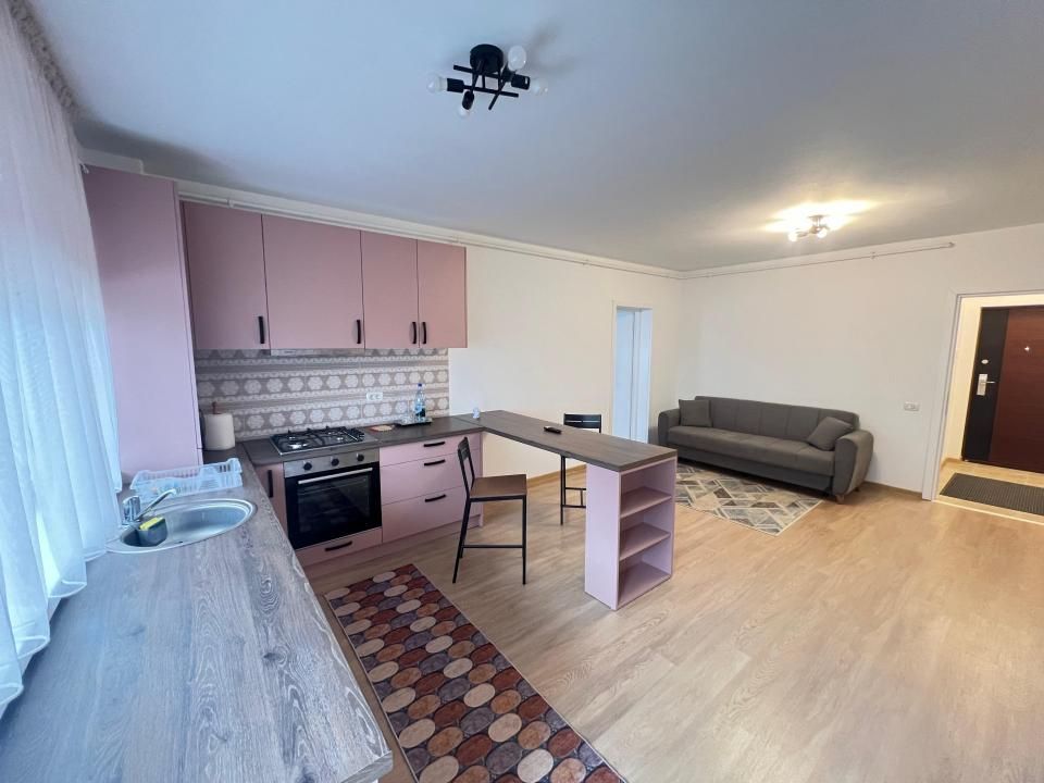 Apartament-2camere-de-inchiriat-mobilat-utilat-etaj1-parcare-2balcoane – fotografia 1 din 9