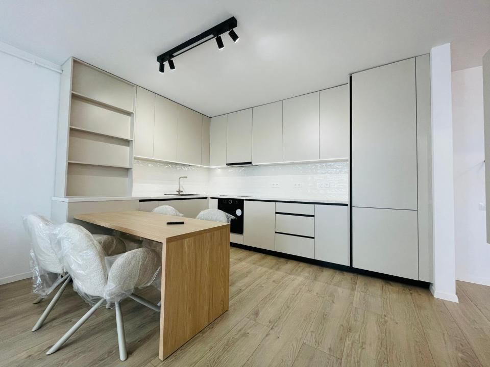 Apartament 2 Camere, LUX, 53 mp, lift, garaj, panoramic, zona Eroilor! – fotografia 3 din 8