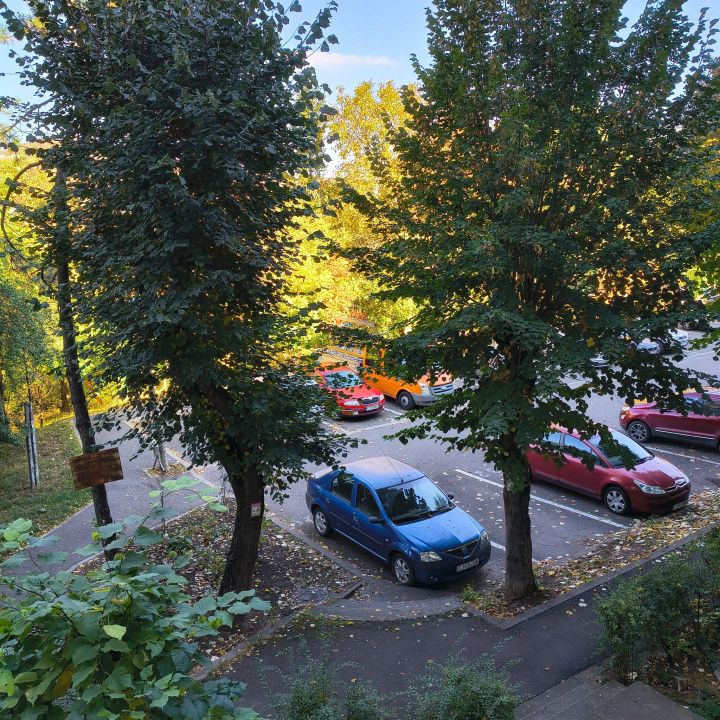 De vanzare! Apartament 4 camere, zonă excelentă – fotografia 2 din 26