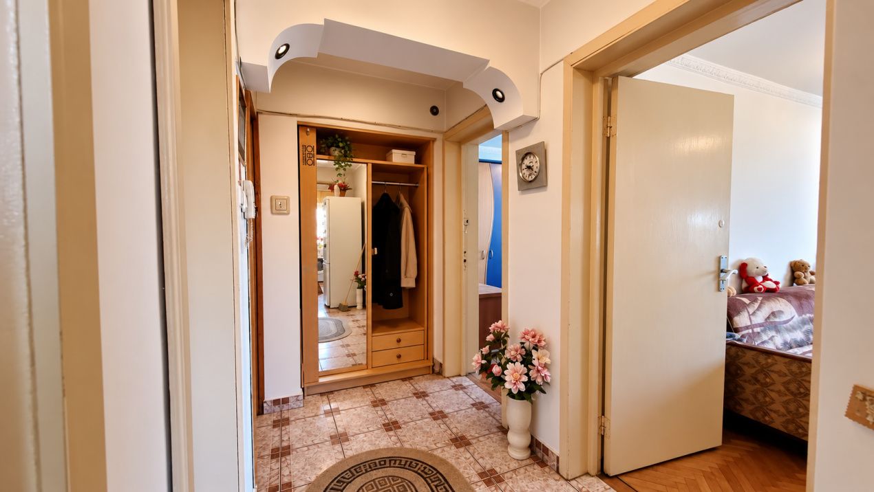 Vânzare apartament 4 camere, et.2,  situat în Târgu Jiu, Aleea Plopilor – fotografia 4 din 7