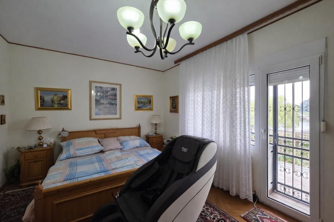 Refugiu exclusivist pe malul lacului Snagov – proprietate rară – fotografia 10 din 21
