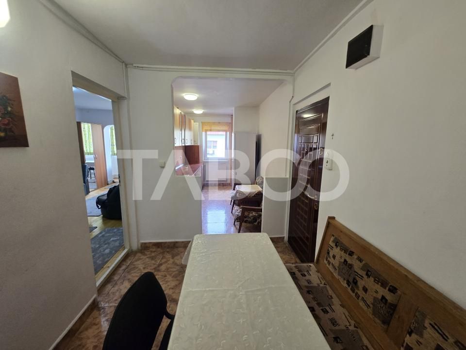 Apartament de inchiriat 2 dormitoare decomandat Vasile Aaron Sibiu – fotografia 7 din 17