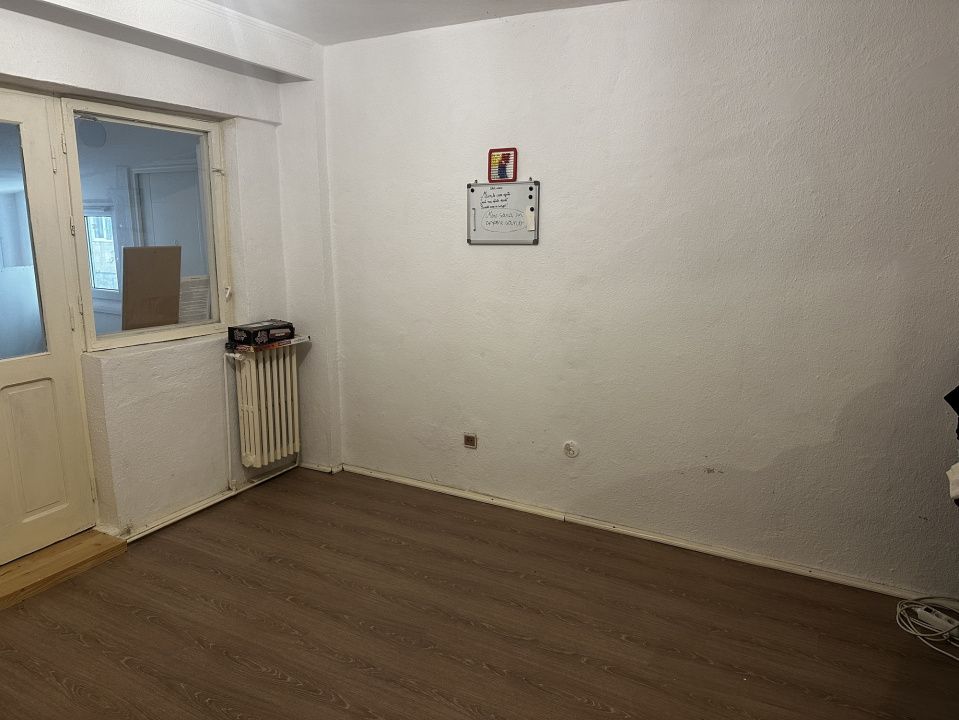 SPATIU COMERCIAL I 110 mp I De vanzare I zona Sub STADION I Cu vad bun I – fotografia 4 din 7