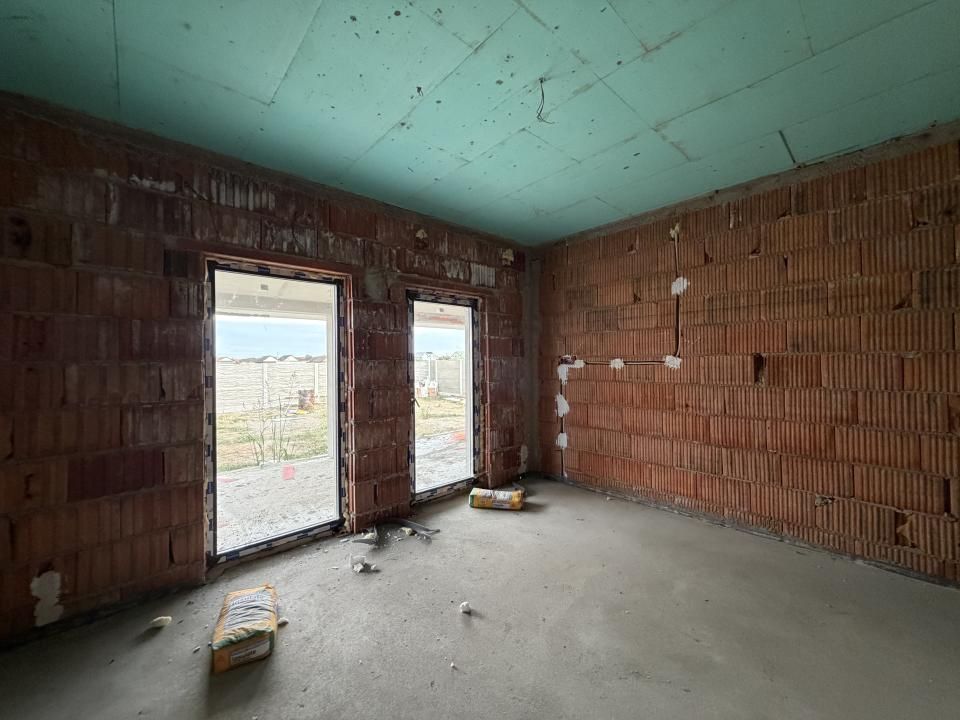Casa individuala, 4 camere, 100mp utili, 533mp teren in Sanmihaiul Roman – fotografia 16 din 19