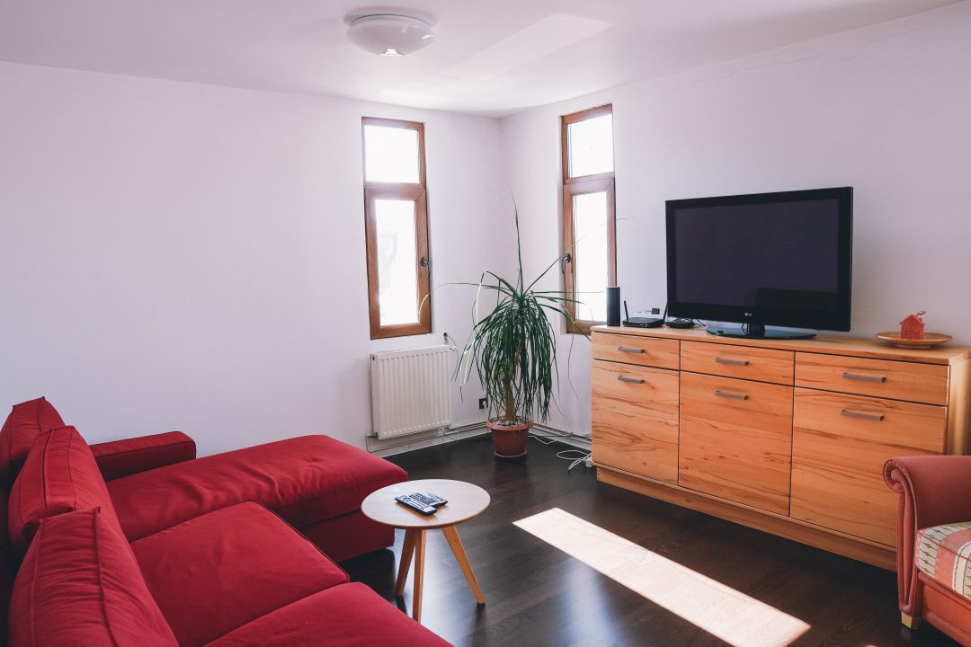 Apartament 3 camere superb, gata renovat – Centrul Istoric Sibiu! – fotografia 3 din 21
