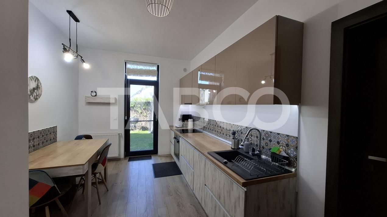 Casa moderna de vanzare tip qvadruplex 3 in 1 in Selimbar Sibiu – fotografia 3 din 26