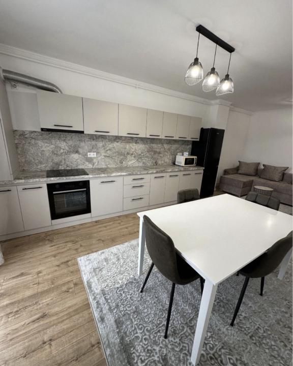 Apartament 2 camere la cheie zona Eroilor Blocurile Albe . – fotografia 4 din 8