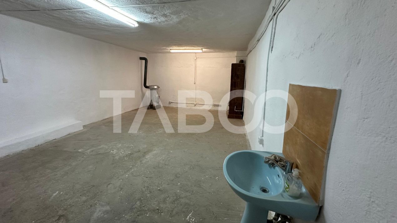 Spatiu comercial de inchiriat doua incaperi de 110 mpu zona Turnisor – fotografia 1 din 5