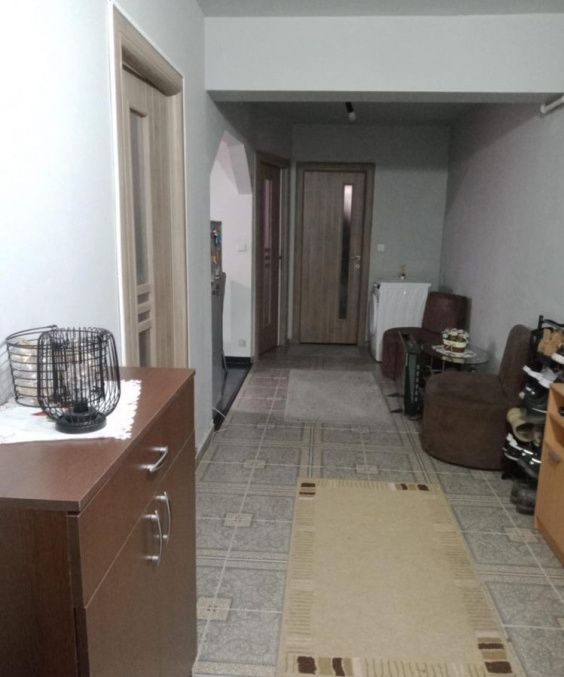Apartament la cheie cu 2 camere decomandate – Florești, strada Eroilor – fotografia 2 din 6