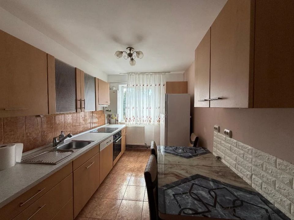 Vanzare APARTAMENT 2 Camere CETATE I etaj 1 I zona Closca I – fotografia 4 din 9