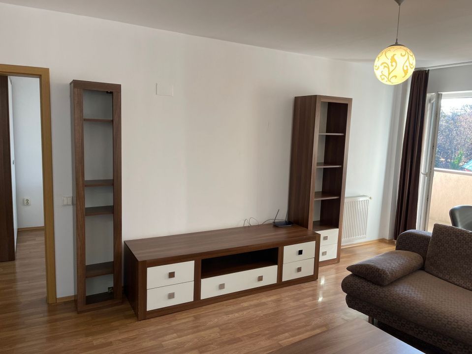 Apartament de 2 camere, semidecomandat, 54 mp + balcon 7 mp, Strada Moților – fotografia 3 din 11