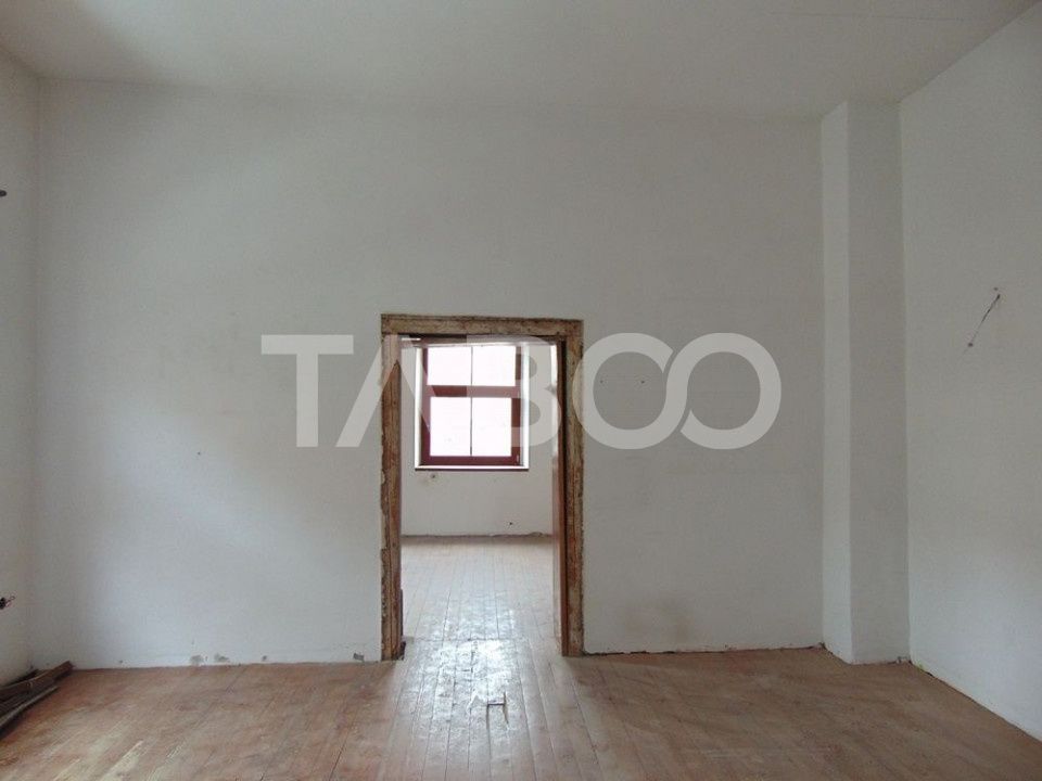 Pensiune cu 19 camere de inchiriat in Sibiu zona Centrala – fotografia 3 din 27