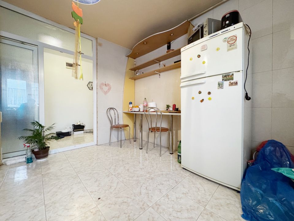 Apartament 3 camere decomandat 110mp utili, vedere pe 2 parti-Soarelui – fotografia 8 din 12
