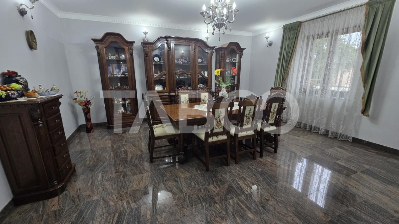 Casa individuala cu 10 camere de vanzare in zona Lupeni Sibiu – fotografia 6 din 27