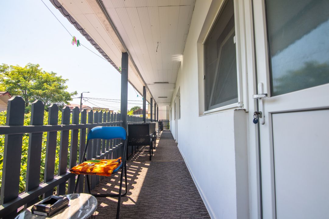 Pensiune cu 18 camere in Costinesti , investitie cu randament de 8% – fotografia 15 din 25