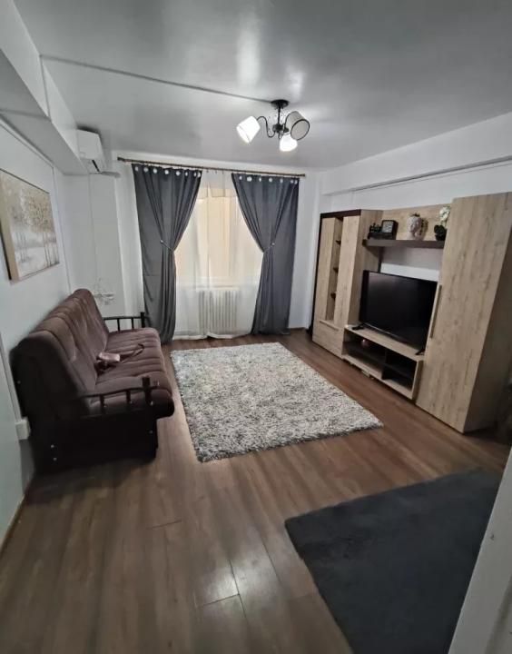 2 camere | Ultracentral | Etaj intermediar | Lift | Loc parcare | – fotografia 1 din 8